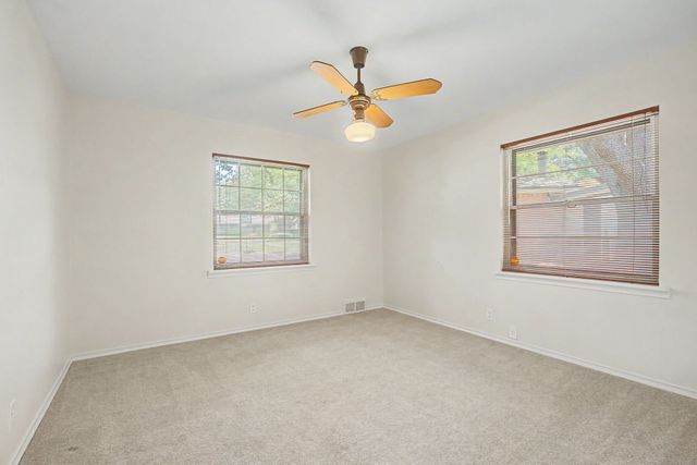 526 Nesbit Court, Garland, TX 75041