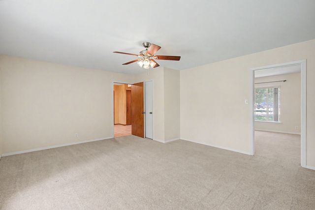 526 Nesbit Court, Garland, TX 75041