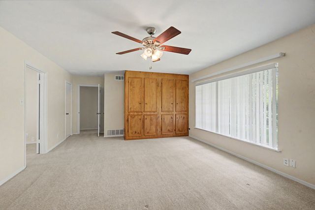 526 Nesbit Court, Garland, TX 75041