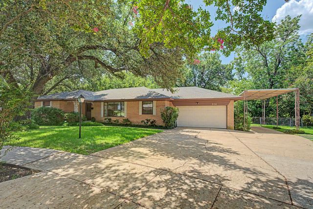 526 Nesbit Court, Garland, TX 75041