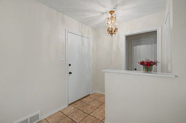 526 Nesbit Court, Garland, TX 75041