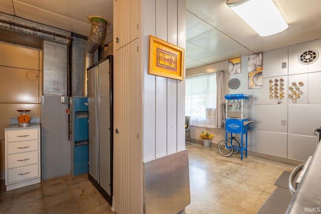 1901 E Maxwell Lane, Bloomington, IN 47401