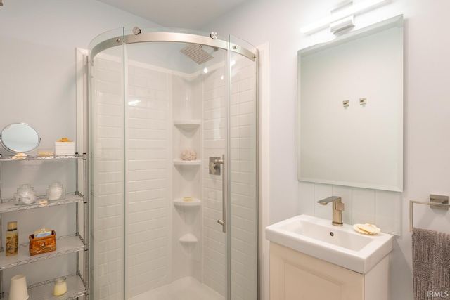 1901 E Maxwell Lane, Bloomington, IN 47401