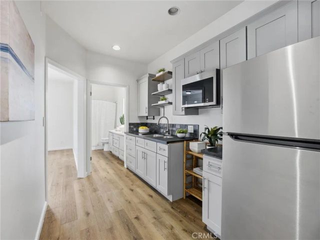 2909 S Pacific Avenue, San Pedro, CA 90731