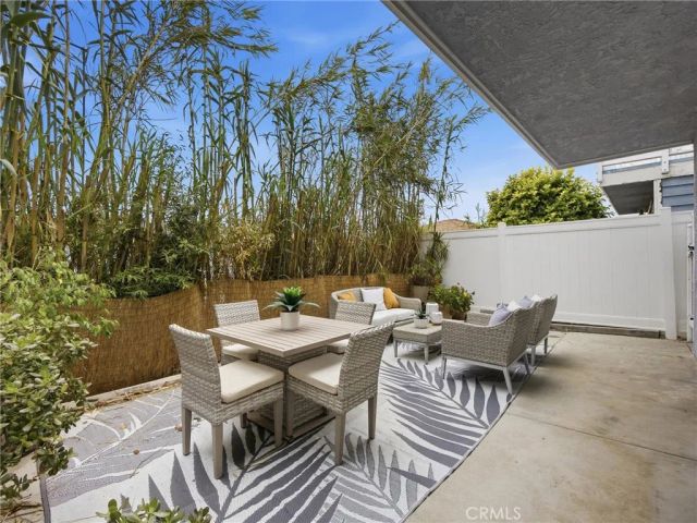 2909 S Pacific Avenue, San Pedro, CA 90731