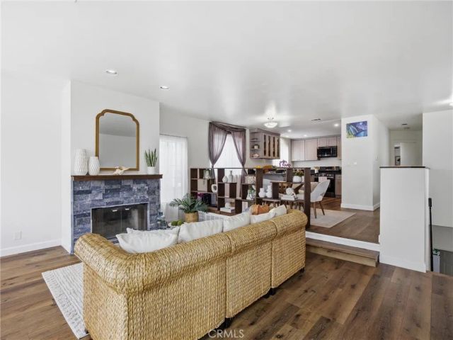 2909 S Pacific Avenue, San Pedro, CA 90731