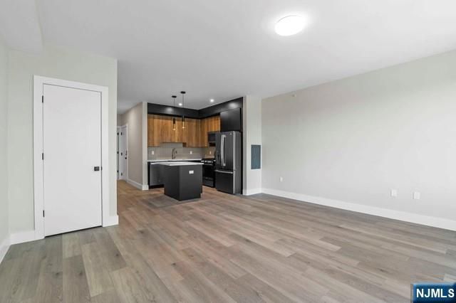 2021 Jones Road 205, Fort Lee, NJ 07024