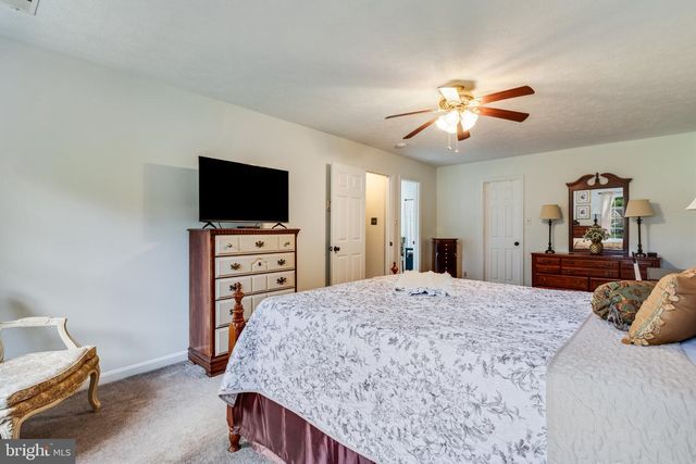 9720 HUNTLEY DR, La Plata, MD 20646