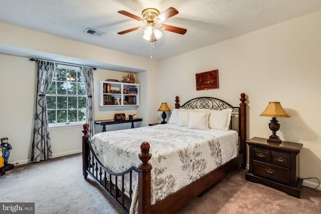 9720 HUNTLEY DR, La Plata, MD 20646