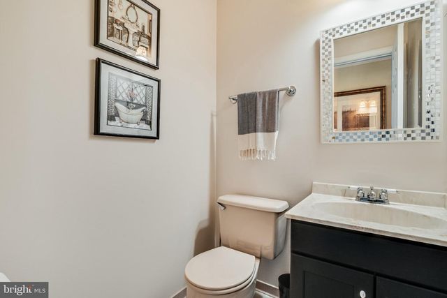 9720 HUNTLEY DR, La Plata, MD 20646