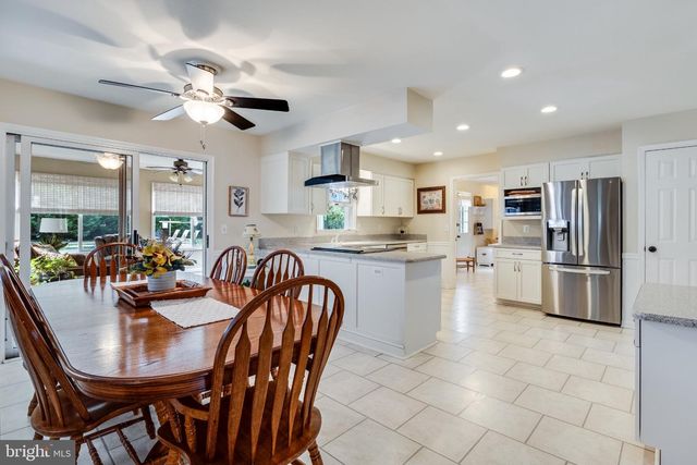 9720 HUNTLEY DR, La Plata, MD 20646