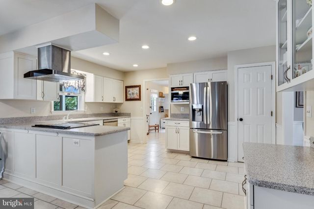 9720 HUNTLEY DR, La Plata, MD 20646
