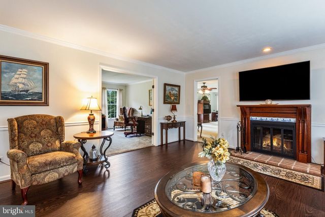9720 HUNTLEY DR, La Plata, MD 20646