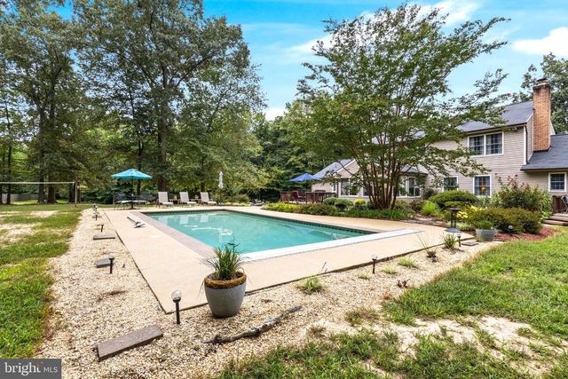 9720 HUNTLEY DR, La Plata, MD 20646