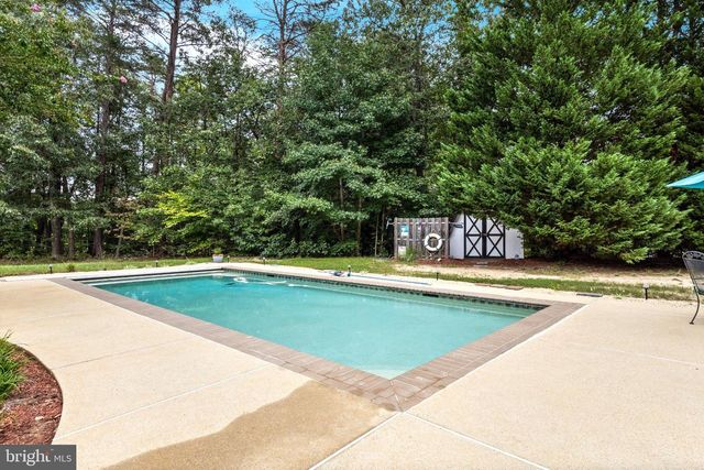 9720 HUNTLEY DR, La Plata, MD 20646