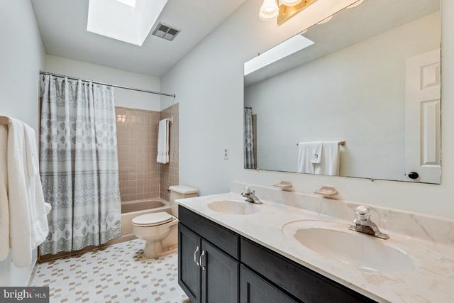 9720 HUNTLEY DR, La Plata, MD 20646