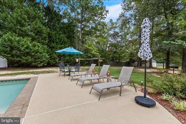 9720 HUNTLEY DR, La Plata, MD 20646