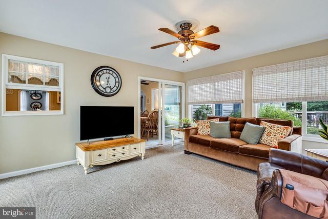 9720 HUNTLEY DR, La Plata, MD 20646