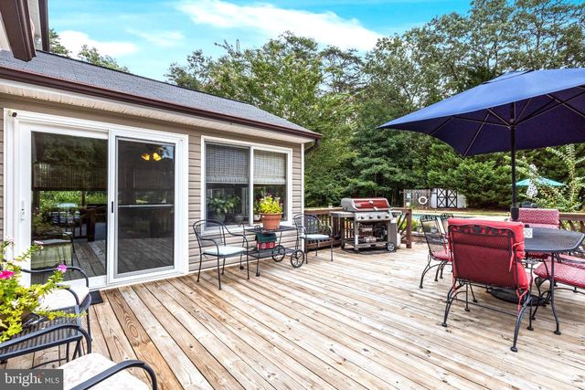 9720 HUNTLEY DR, La Plata, MD 20646