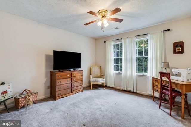 9720 HUNTLEY DR, La Plata, MD 20646