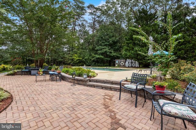 9720 HUNTLEY DR, La Plata, MD 20646