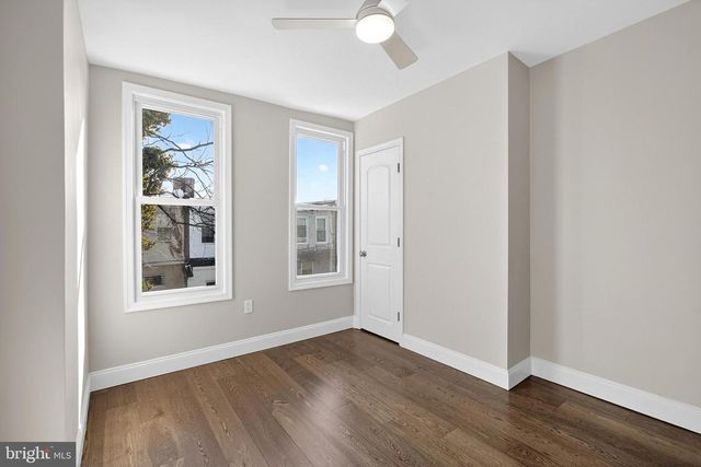 221 N HOBART ST, Philadelphia, PA 19139