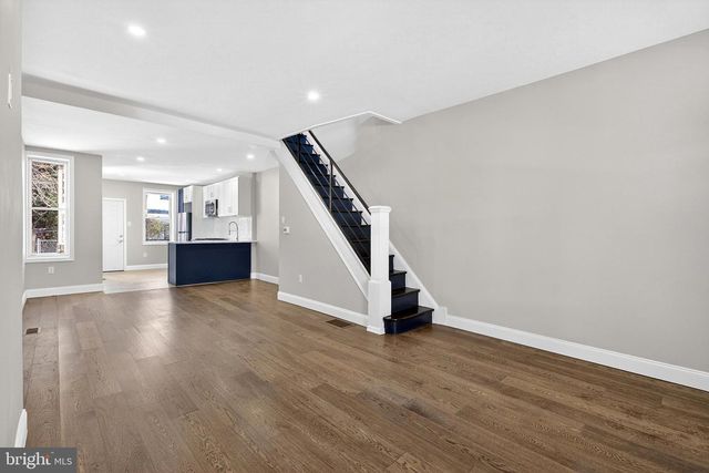 221 N HOBART ST, Philadelphia, PA 19139