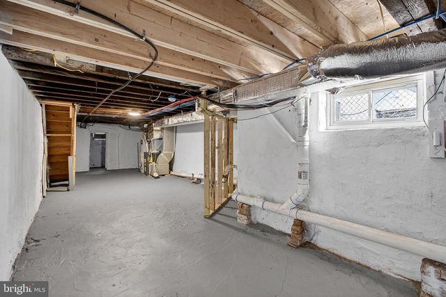 221 N HOBART ST, Philadelphia, PA 19139