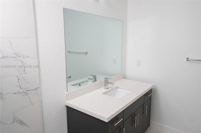 2522 NW 9th Place, Fort Lauderdale, FL 33311