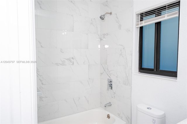 2522 NW 9th Place, Fort Lauderdale, FL 33311
