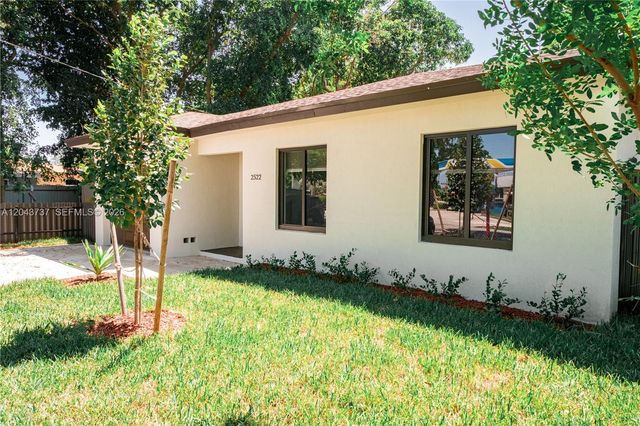 2522 NW 9th Place, Fort Lauderdale, FL 33311