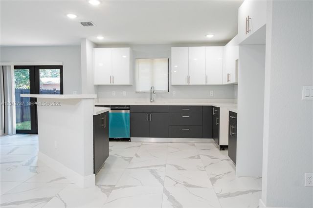 2522 NW 9th Place, Fort Lauderdale, FL 33311