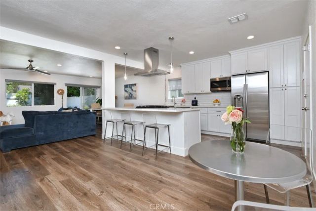 13753 Calvert, Valley Glen, CA 91401