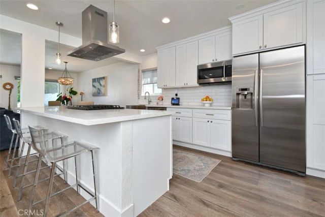 13753 Calvert, Valley Glen, CA 91401