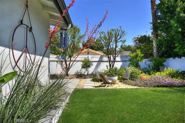 13753 Calvert, Valley Glen, CA 91401