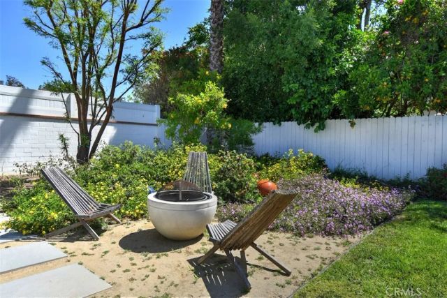 13753 Calvert, Valley Glen, CA 91401