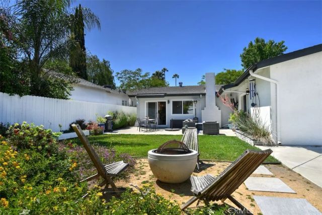 13753 Calvert, Valley Glen, CA 91401