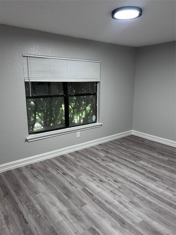 701 King Street, Cedar Hill, TX 75104