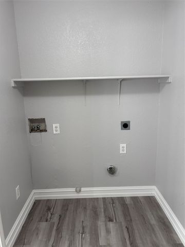 701 King Street, Cedar Hill, TX 75104