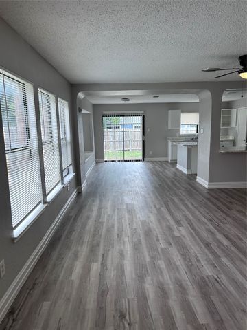 701 King Street, Cedar Hill, TX 75104