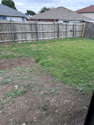 701 King Street, Cedar Hill, TX 75104