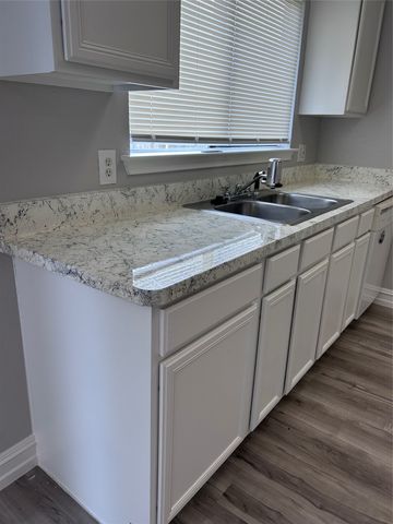 701 King Street, Cedar Hill, TX 75104