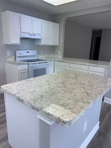 701 King Street, Cedar Hill, TX 75104