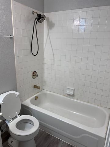 701 King Street, Cedar Hill, TX 75104