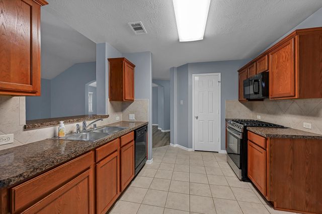 15710 Bannowsky Lane, Houston, TX 77049