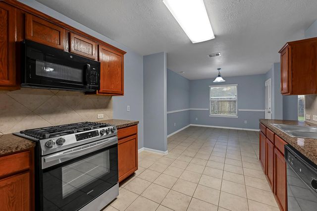 15710 Bannowsky Lane, Houston, TX 77049