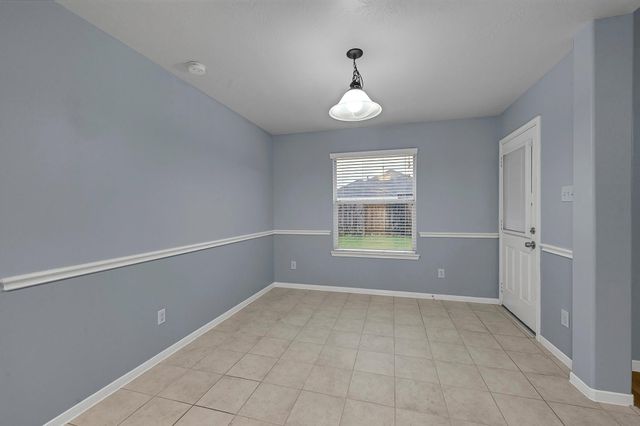 15710 Bannowsky Lane, Houston, TX 77049