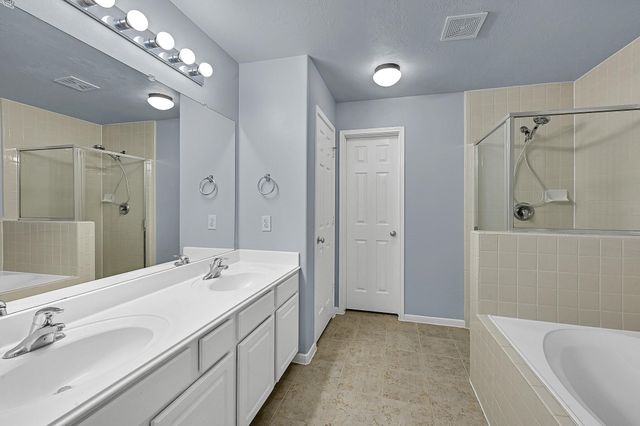 15710 Bannowsky Lane, Houston, TX 77049