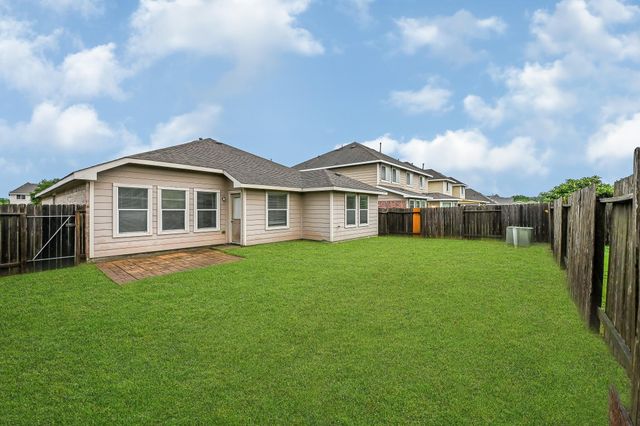15710 Bannowsky Lane, Houston, TX 77049