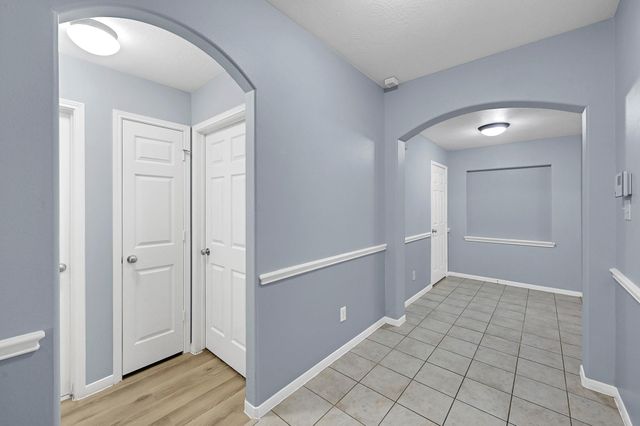 15710 Bannowsky Lane, Houston, TX 77049